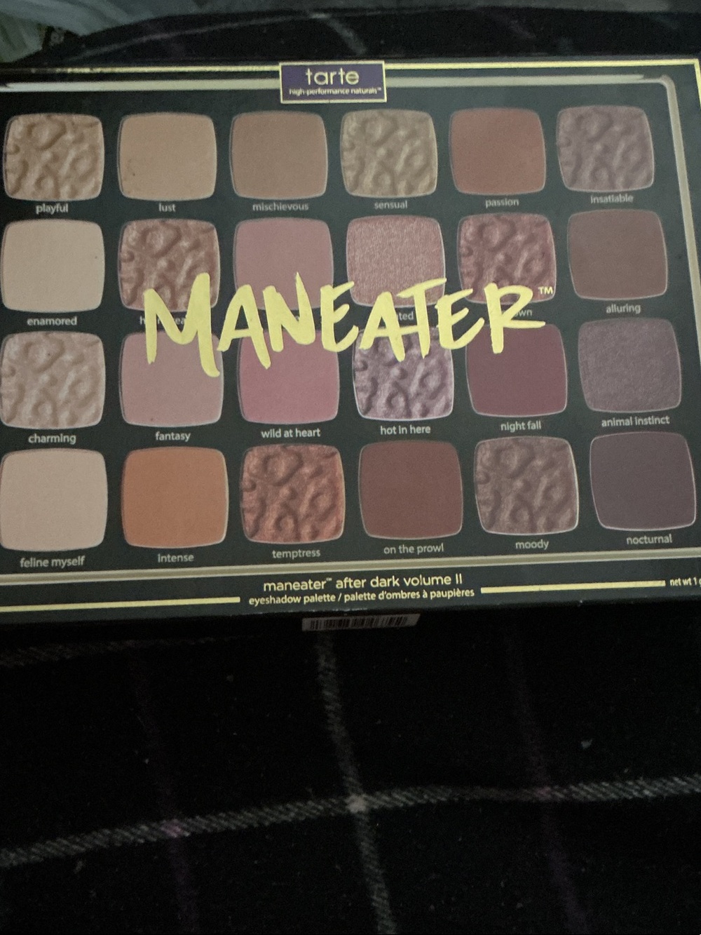 Tarte Maneater Eyeshadow Palette - Neutral, Pink, Plum & Gold Shades - Picture 6 of 9